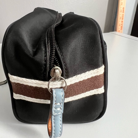 Coach Hampton Toiletry Bag Black Nylon Blue Travel Zip - Picture 3 of 7